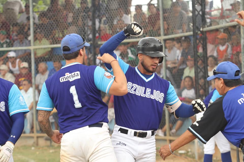 Tartabull, el prospecto Luis A. Medina y otros dos cubanos se