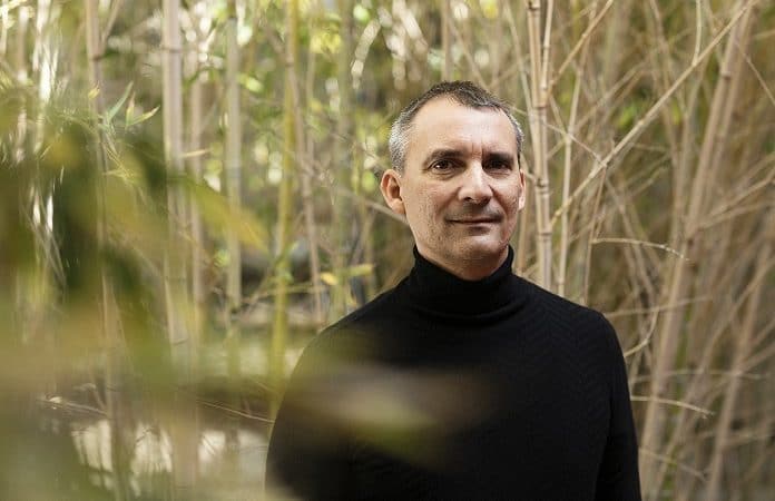 Este cubano está detrás de una de las películas españolas del momento (aquí detalles)