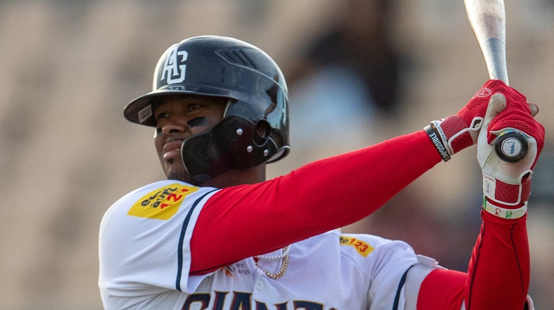 cuban-baseball-player-dreams-of-mlb-again-after-being-champion-in