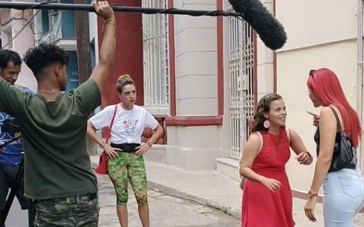 Se marcha de Cuba actriz de la telenovela «Renacer» (aquí detalles)