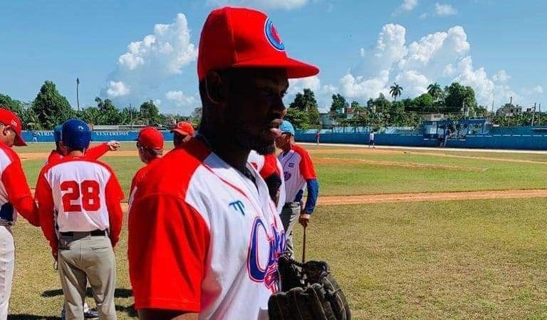 Prospecto cubano volvió de Dominicana y busca regresar a la Serie Nacional (aquí la entrevista)