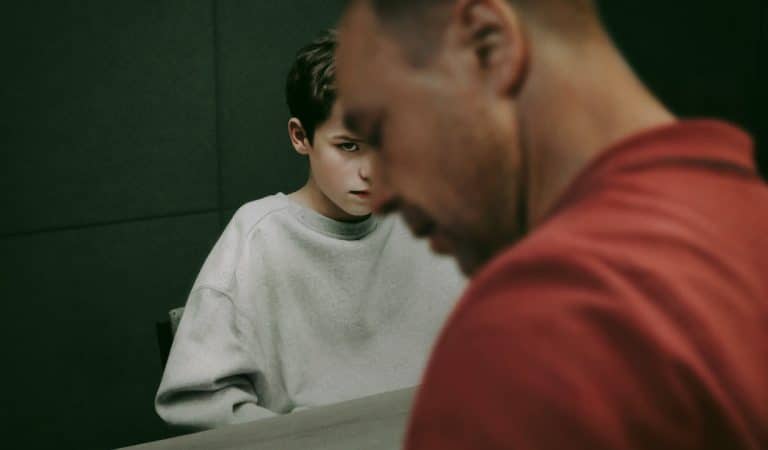 «Adolescence», una clase magistral de cine y narrativa para disfrutar de una sentada