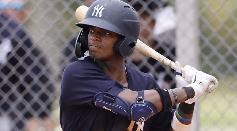 El prospecto cubano de los Yankees que asombra a las Grandes Ligas esta primavera