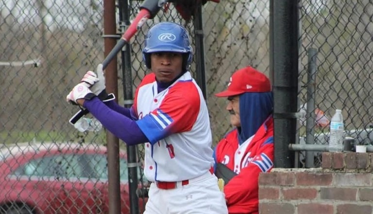 Pelotero de la Liga Élite sigue su carrera en el béisbol de Estados Unidos