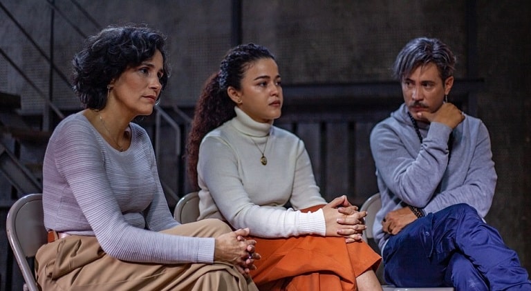 De «Salir de noche» a Hollywood y de vuelta: Esta actriz actúa otra vez en su país natal tras años fuera De «Salir de noche» a Hollywood y de vuelta: Esta actriz actúa otra vez en su país natal tras años fuera