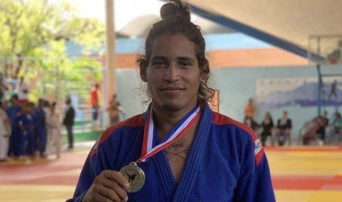 Atleta abandonó equipo cubano en su primer evento en el extranjero (aquí detalles) Atleta abandonó equipo cubano en su primer evento en el extranjero (aquí detalles)