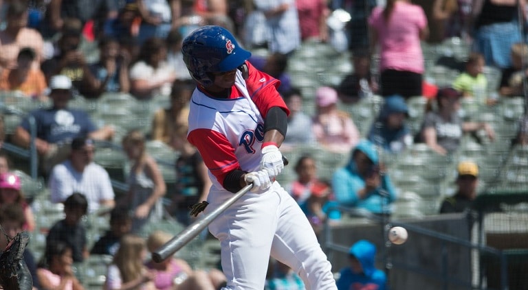 Casi nadie esperaba a este cubano en MLB, sobrevivió al despido y lleva 4 años en Grandes Ligas
