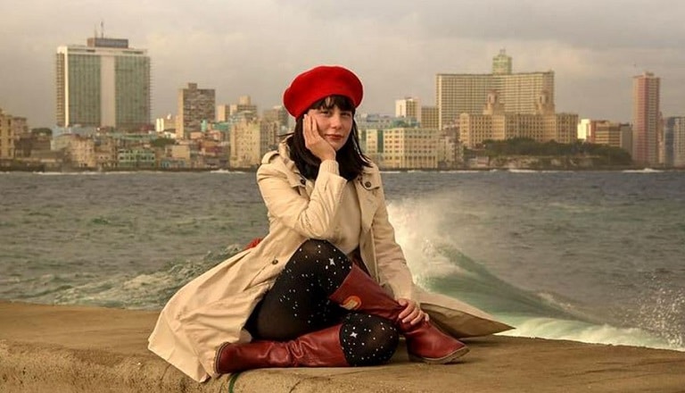 De actriz infantil a la literatura y luego al cine: El regreso triunfal de la cubana Wendy Guerra (aquí detalles) De actriz infantil a la literatura y luego al cine: El regreso triunfal de la cubana Wendy Guerra (aquí detalles)