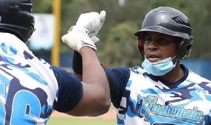 Jugó en 4 equipos Cuba y hoy es manager de la selección de Guatemala (aquí detalles) Jugó en 4 equipos Cuba y hoy es manager de la selección de Guatemala (aquí detalles)