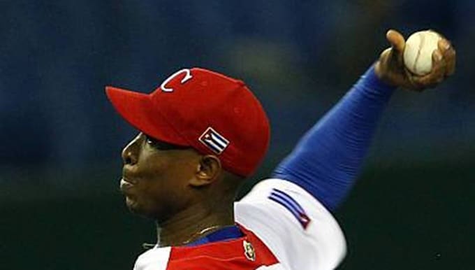 El misterioso contrato que alejó a Danny Betancourt de las Avispas de Santiago