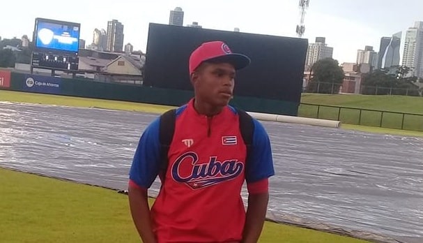 Conozca al fenómeno de 19 años que está entre los mejores sluggers de la Serie Nacional