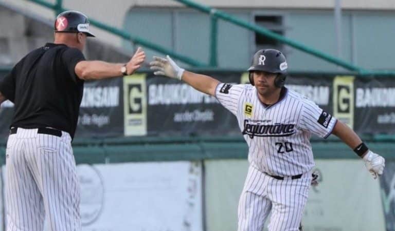Pelotero cubano dejó la Serie Nacional y hoy triunfa en liga de Alemania Pelotero cubano dejó la Serie Nacional y hoy triunfa en liga de Alemania