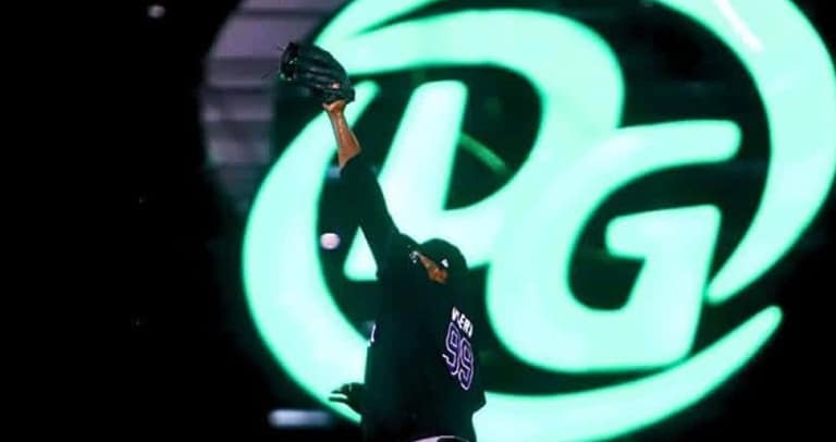 Pitcher del equipo Cuba sancionado por dopaje podría regresar en la Serie 64, tras casi 2 años fuera