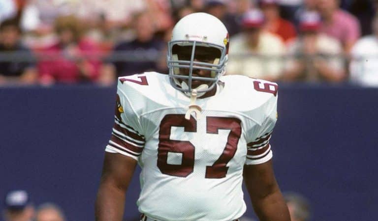El cubano que fue estrella de la NFL, estuvo preso y superó una dura batalla contra las drogas