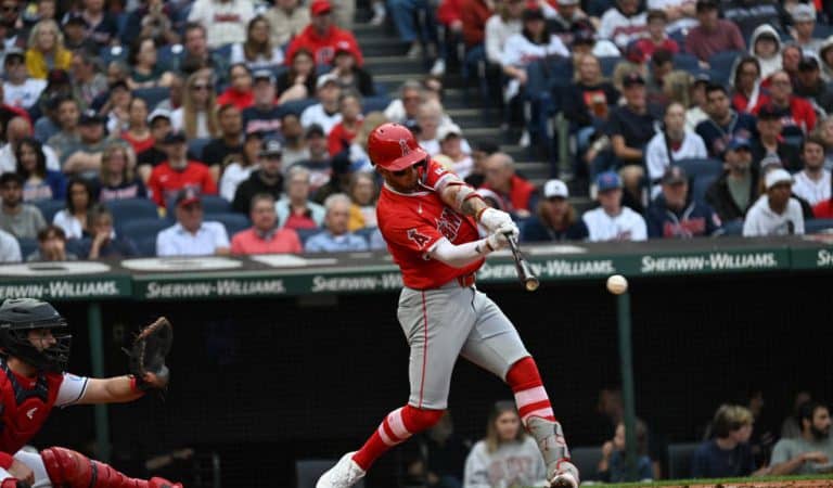 Lamentable: Cuba lo dejó fuera del Clásico y MLB lo colocó entre los mejores peloteros de Grandes Ligas