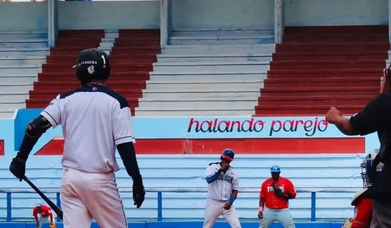 Dejó Cuba en febrero y ayer firmó contrato este gran talento de la Serie Nacional