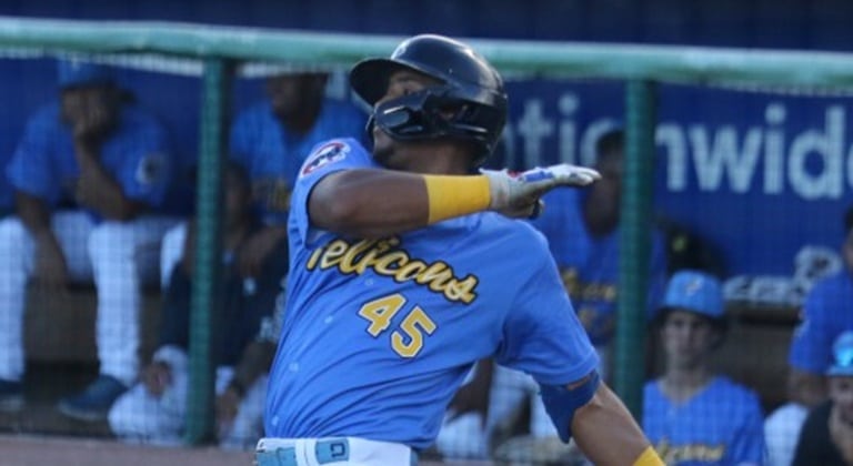 Pelotero cubano que jugó con España en el PreClásico regresa al béisbol profesional de EE.UU.