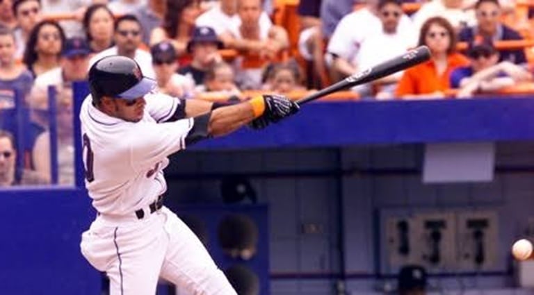 Abandonó equipo Cuba en 1993 y volvió a jugar en una Liga el sábado, con 55 años