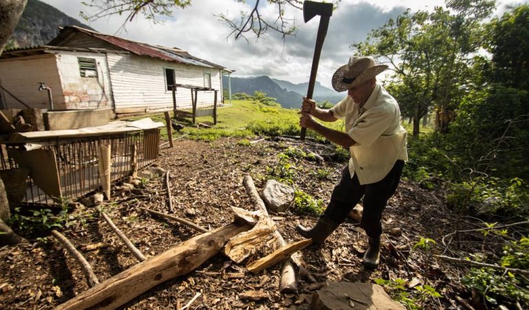 Cuba tiene una comunidad que vive “aparte”: se curan con agua y evitan el médico (aquí detalles)