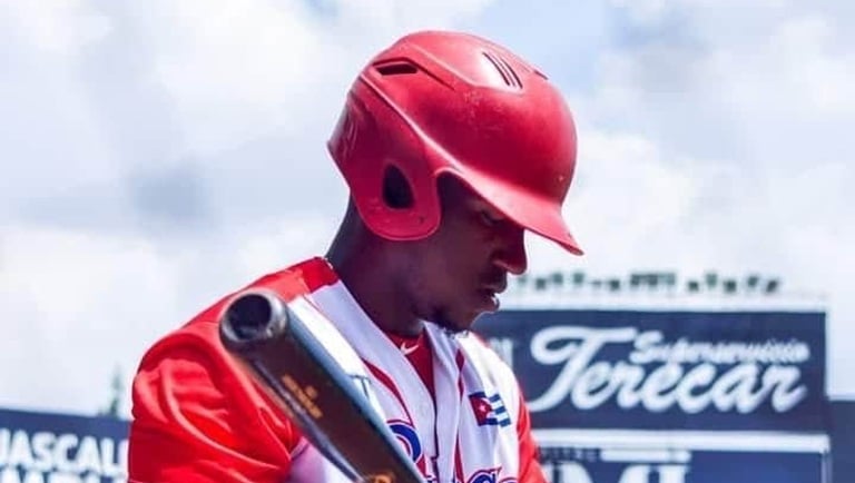 Pelotero de 3 equipos Cuba se arrepiente de regresar a la Serie Nacional 65 (aquí detalles)