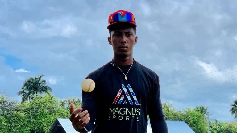 Exclusiva: Pelotero que lleva 7 años en Dominicana desea volver a Cuba para jugar la Serie Nacional
